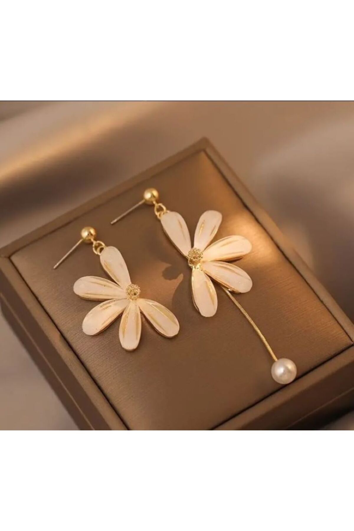 İnci detaylı Küpe Bohem tarzı asimetrik papatya çiçeği