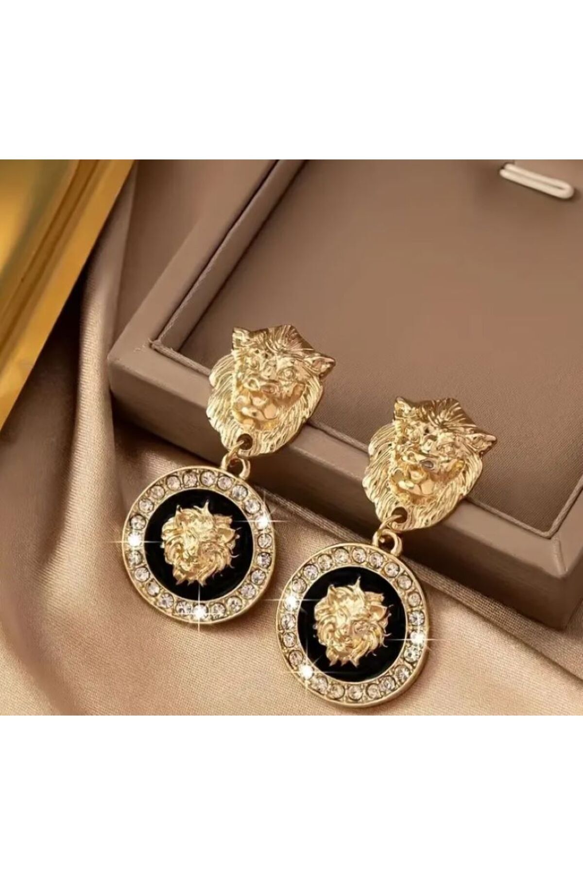 Aslan Başı Gold Gösterişli küpe-Kulap iğnesi paslanmaz çelik