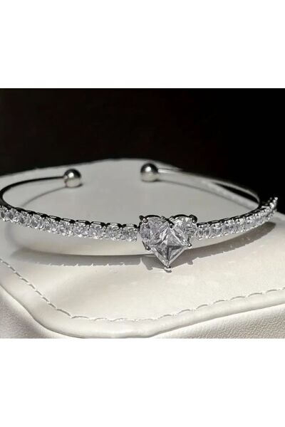 Yapay Elmas Y2K Kelepçe Bilezik