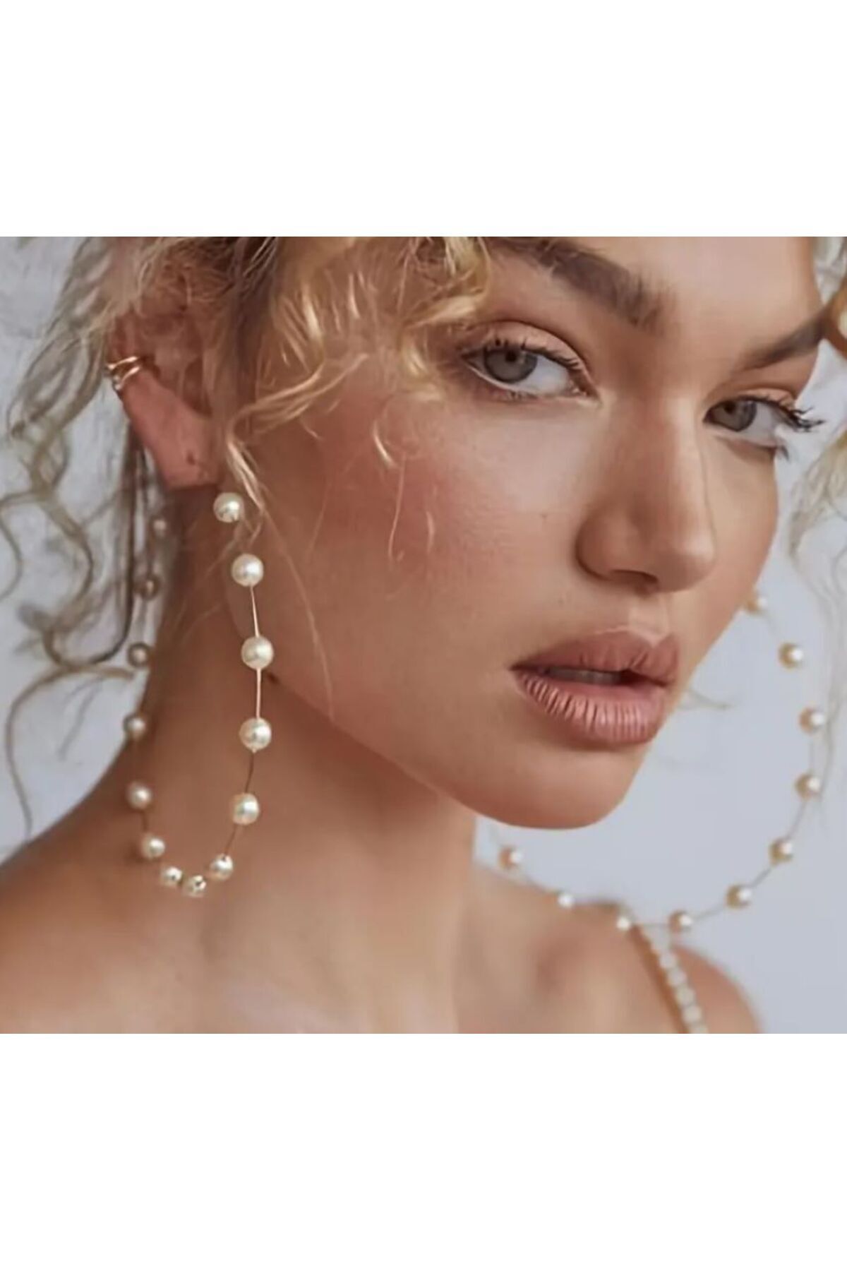 İnci Detaylı Halka Küpe