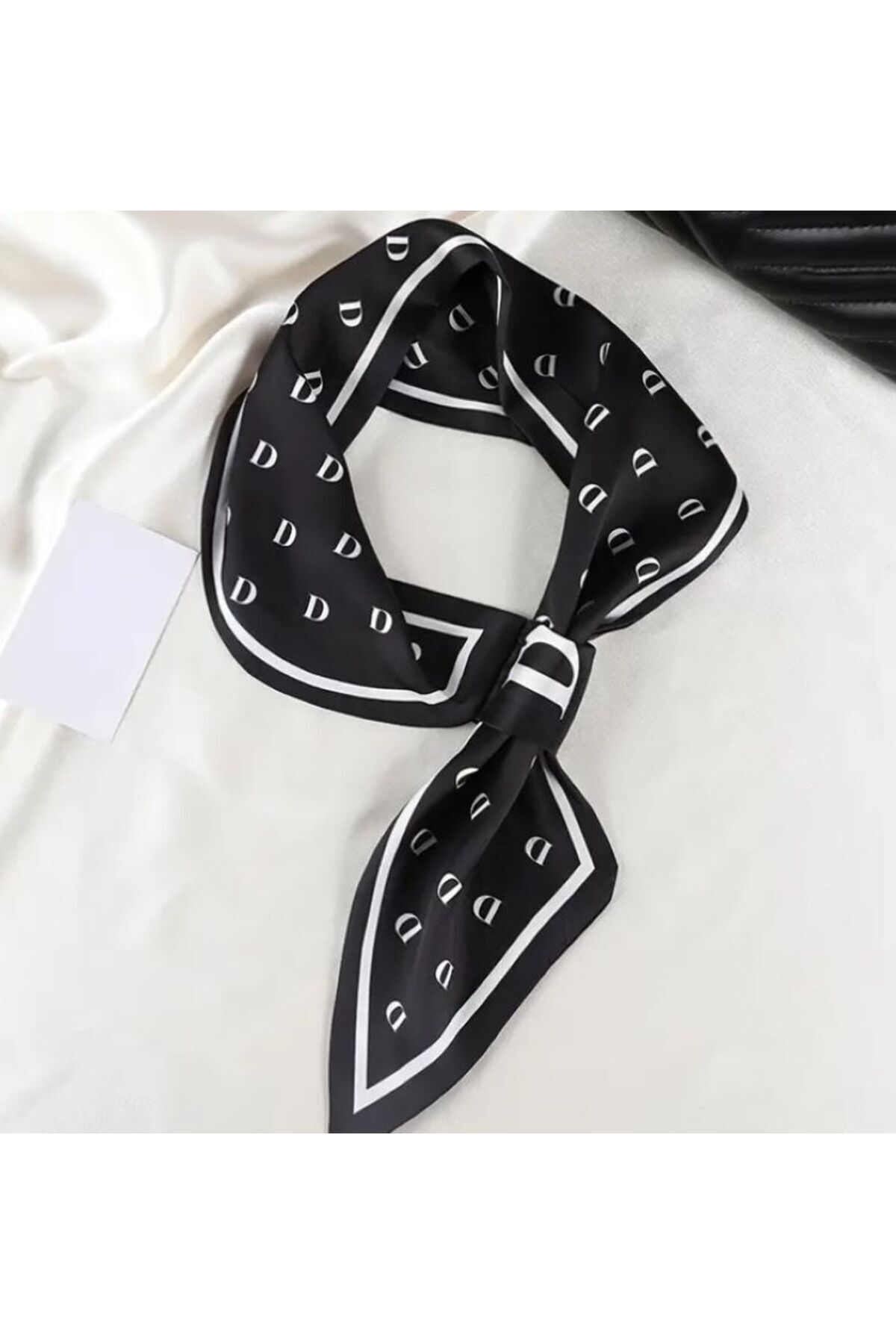 D Harfi Polka Noktalı Küçük Uzun Ipek Saten Kare Şal Eşarp 75x13