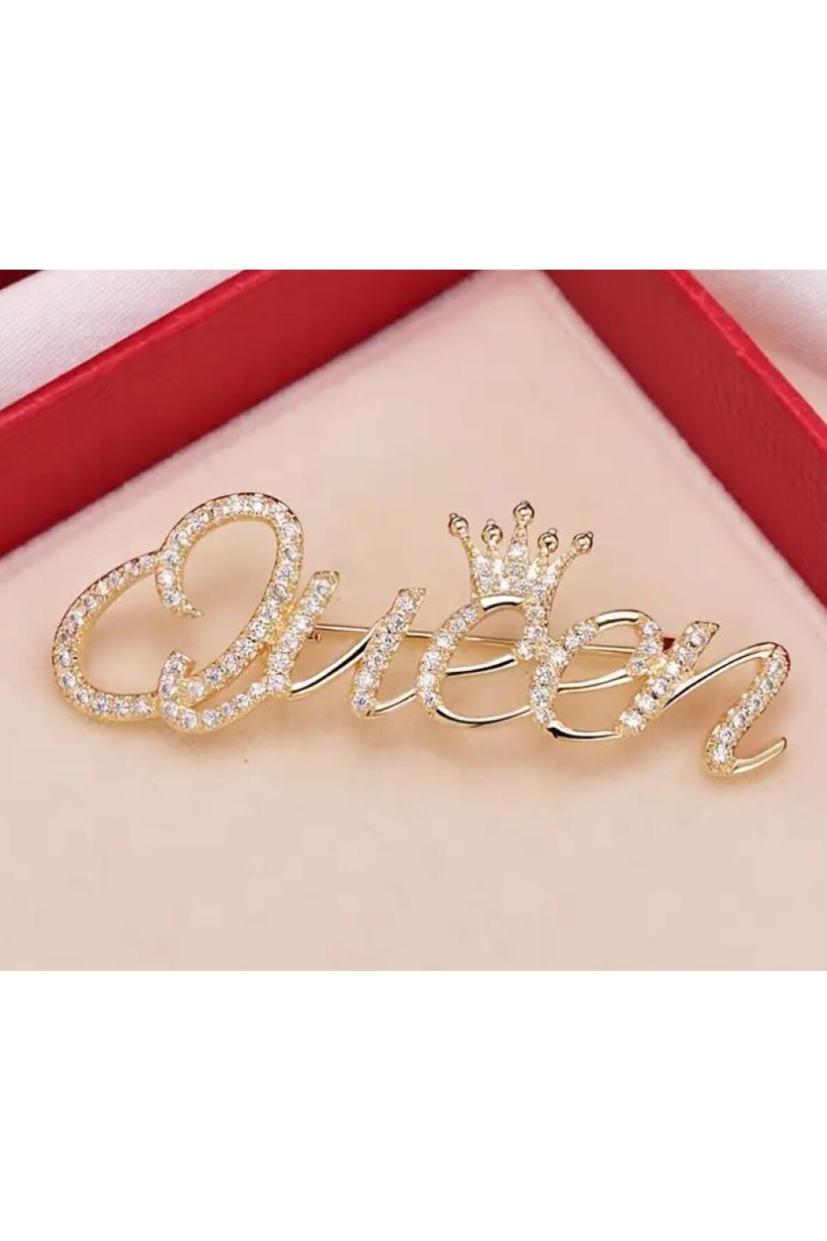 Yapay Elmas Ve Taç Detaylı Queen Yazılı Broş 5.1 Cm