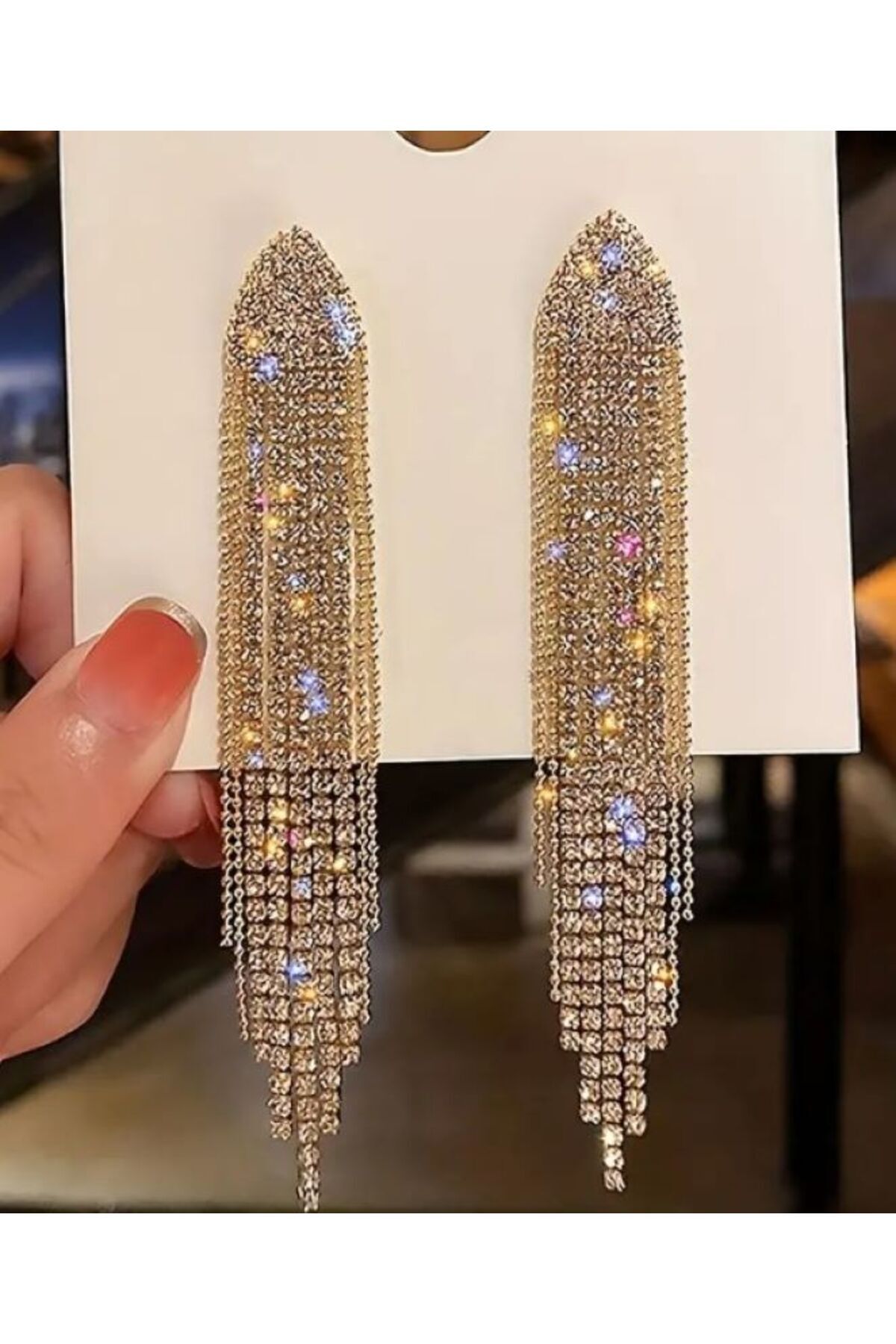 Gümüş Kaplı Göz Alıcı Sallantılı Küpe