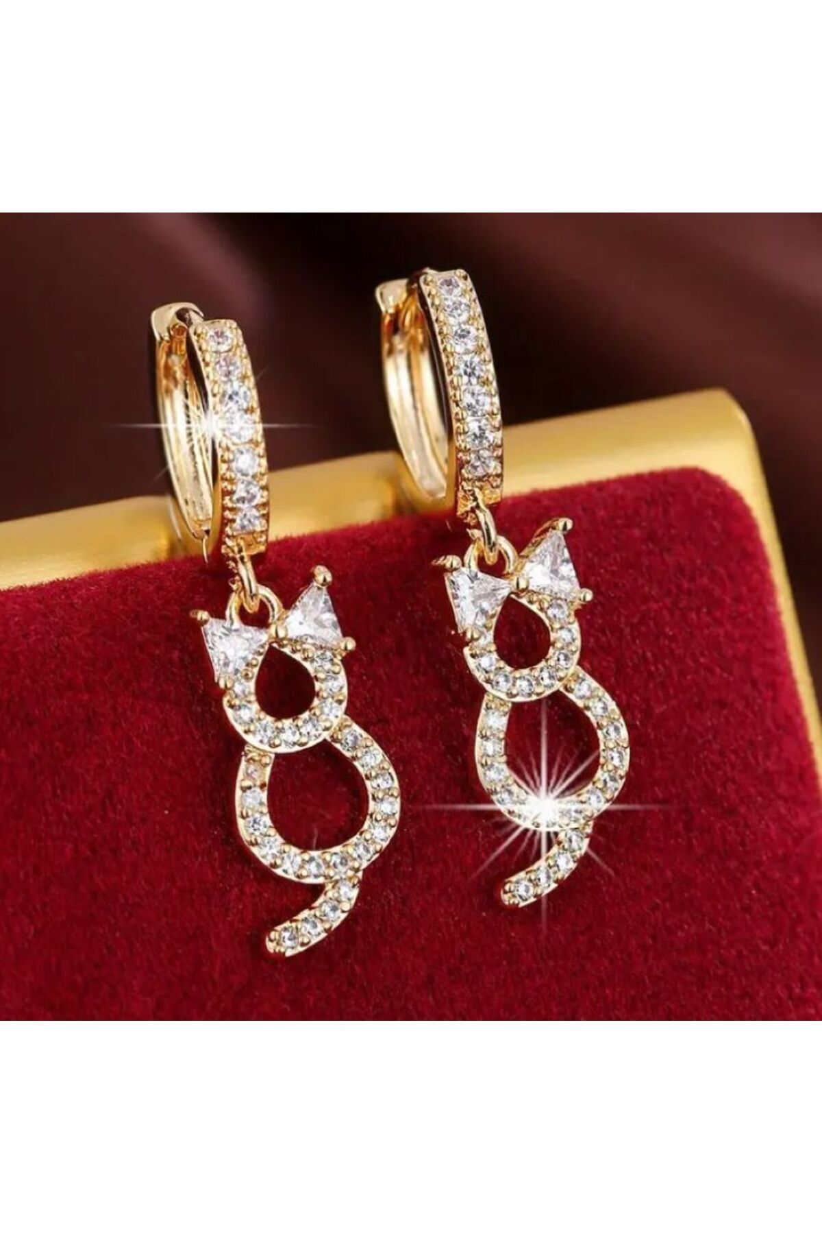 18 Ayar Altın Kaplama Zirkon Detaylı Kedi Figürlü Küpe