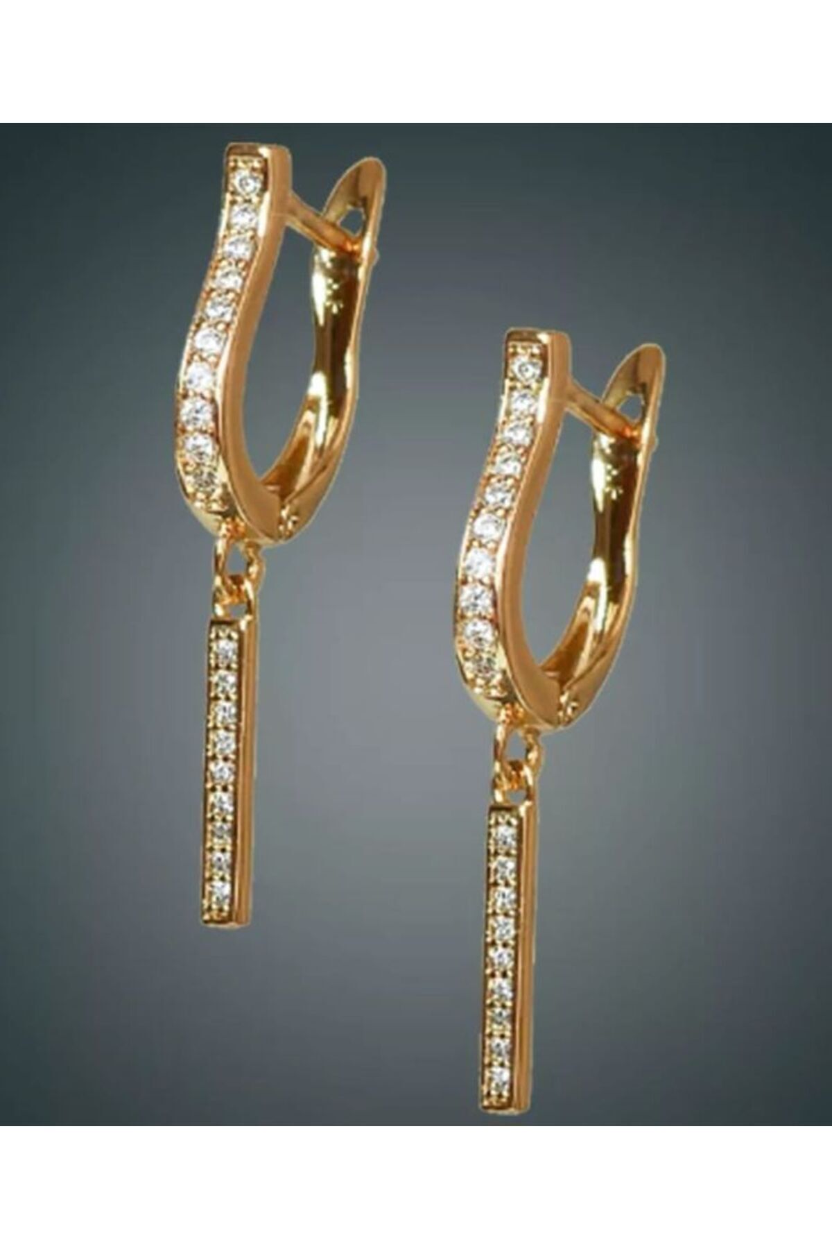 Zirkon Detaylı minimal Zarif Rose Küpe