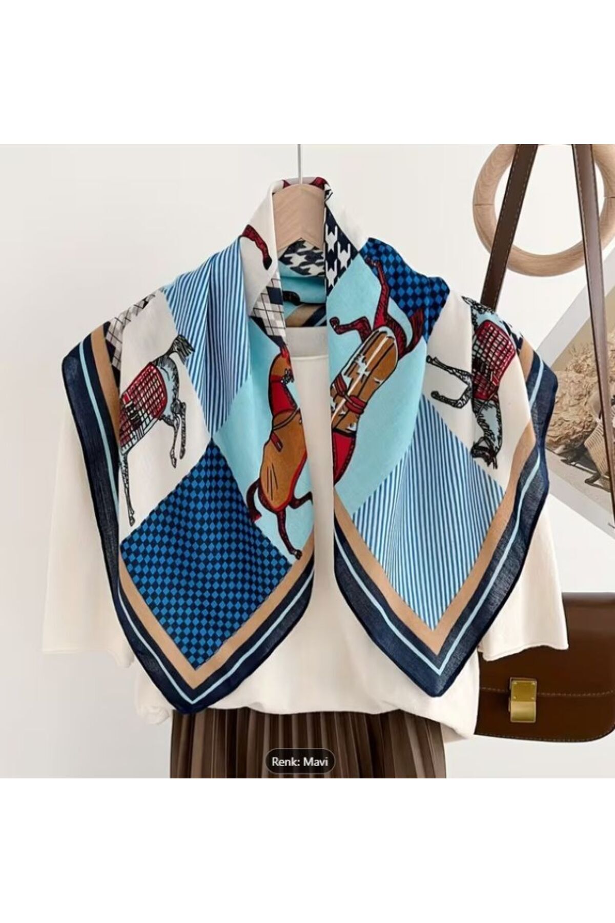 At Figürlü Elegant, Güneşten Koruyan, Rüzgar Geçirmez, Çift Taraf Baskılı, Fular, Eşarp 70x70 Mavi