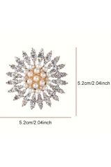 İnci detaylı Işıldayan Zarif Broş