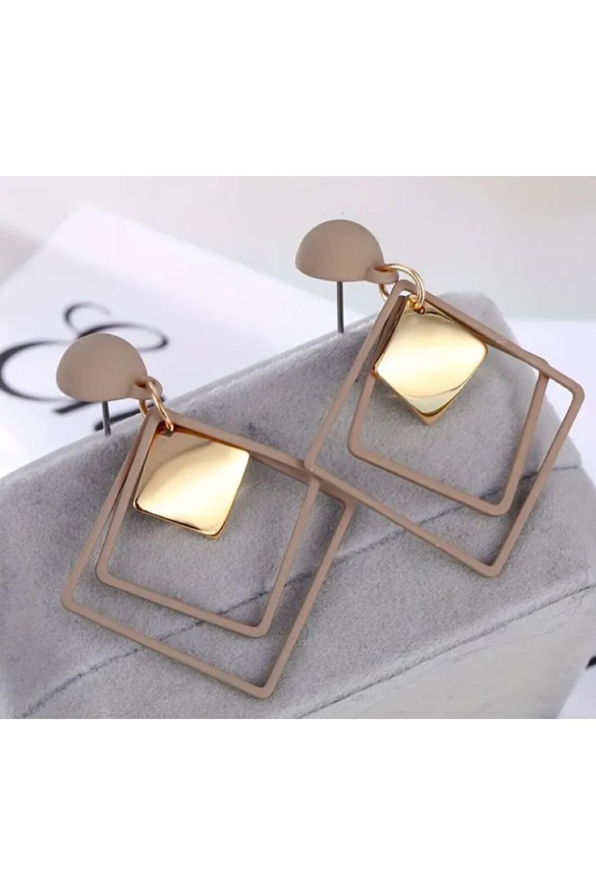 Vintage Çift Katmanlı Geometrik Küpe