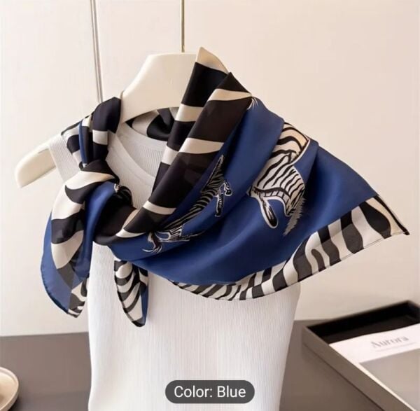 Zebra Desenli, Güneşten Koruyan, Rüzgar Geçirmez, Çift Taraf Baskılı, Fular, Eşarp 70x70