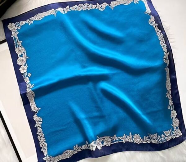 Blue ve Blue, Saf İpek, Kare Fular 53cmx53cm