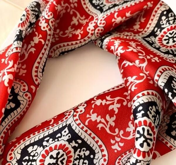 Çini İşleme, Nefes alan, Saf İpek, Çift Taraf Baskılı, Kare Fular 53cmx53cm
