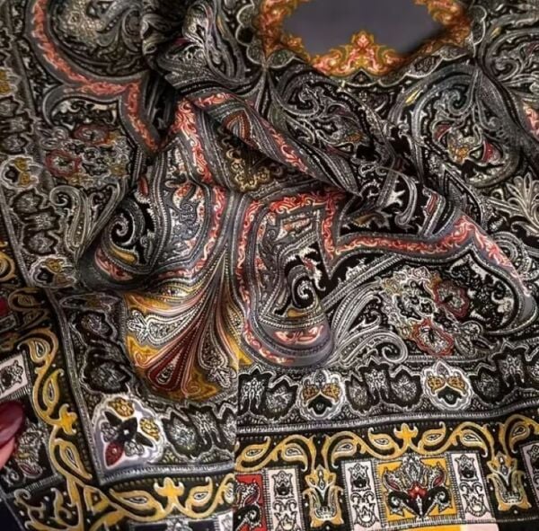 Renk Cümbüşü, Güneşten Koruyan, Rüzgar Geçirmez, Çift Taraf Baskılı, Fular, Eşarp 70x70