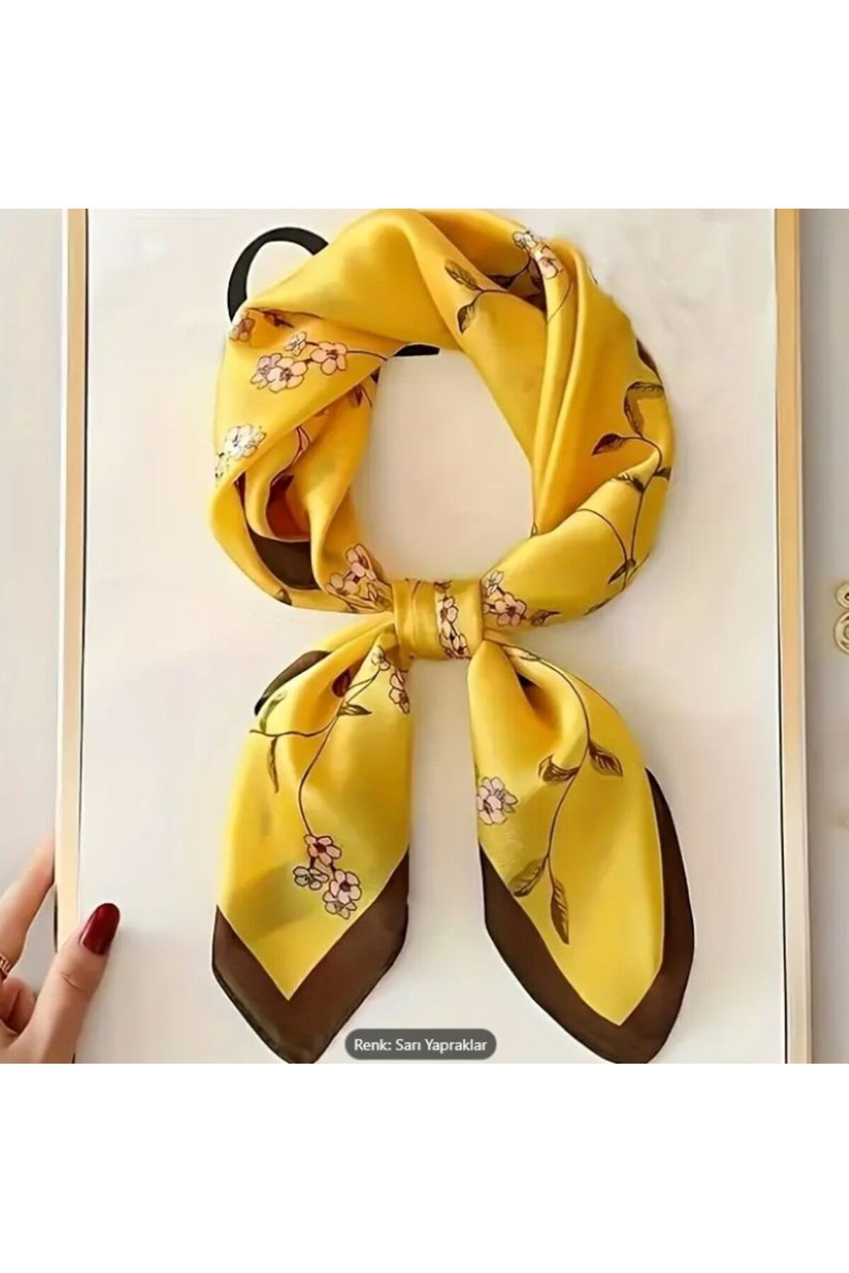 Sarı Yapraklar, Güneşten Koruyan, Rüzgar Geçirmez, Çift Taraf Baskılı, Şal, Fular, Eşarp 70x70