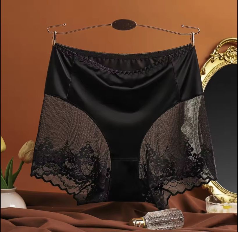 Üç Etkili Push-Up, Lift-Up, Nefes Alabilir, İz Bırakmayan Dantel Detaylı Brezilian Korse-Siyah