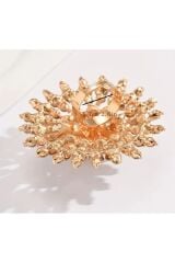 Çiçek Görünümlü Yapay Elmas ve İnci detaylı Büyük Yüzük