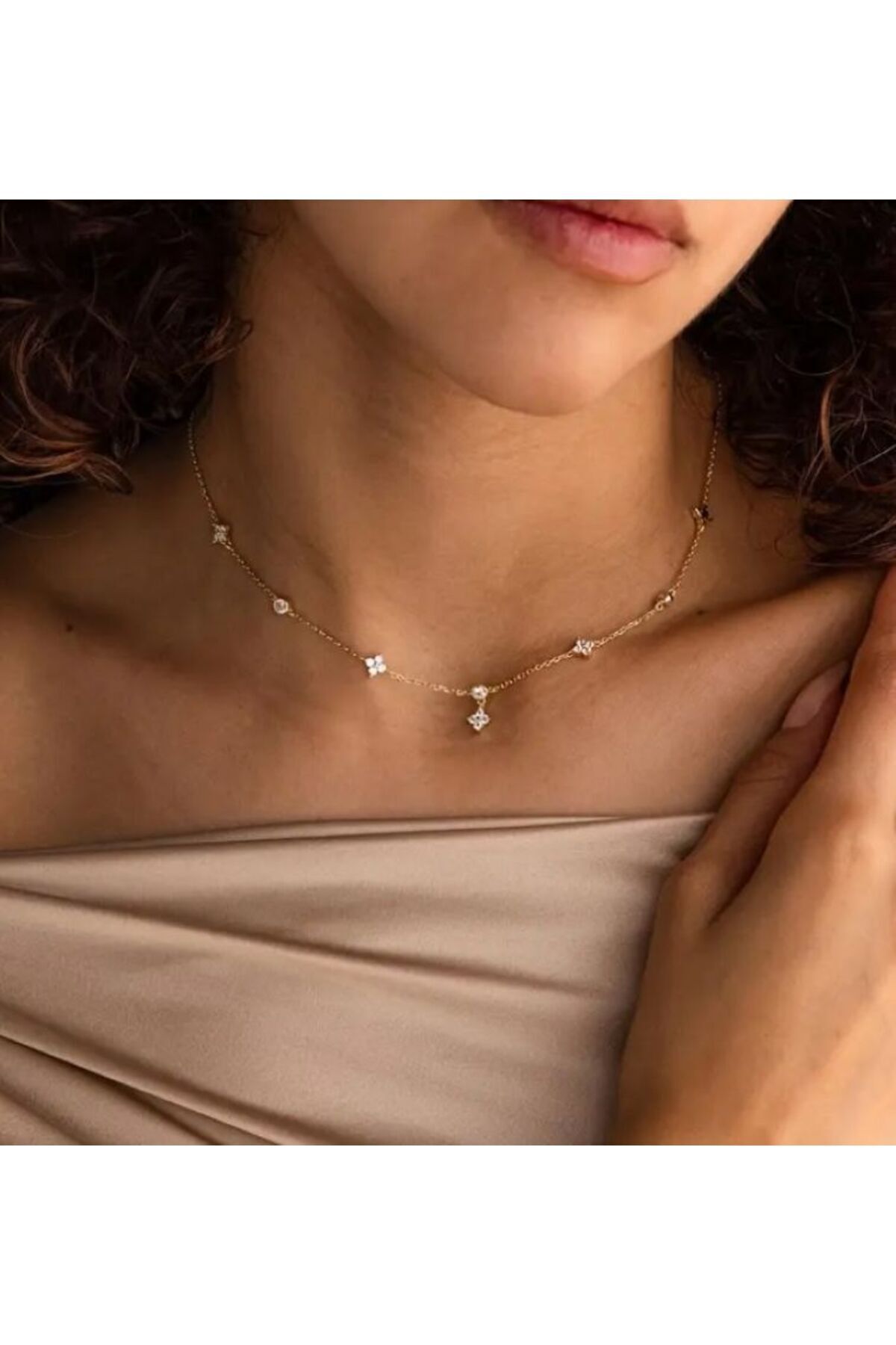 14K Altın Kaplama, Paslanmaz Çelik, Papatya Figürlü, Taşlı Kolye