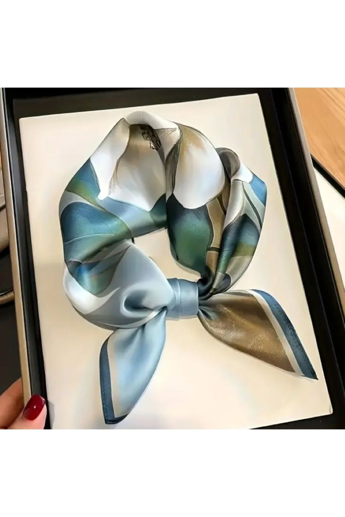 Lotus Çiçeği, Hafif, Güneşten Koruyan, Rüzgar Geçirmez, Çift Taraf Baskılı, Fular, Eşarp 70x70