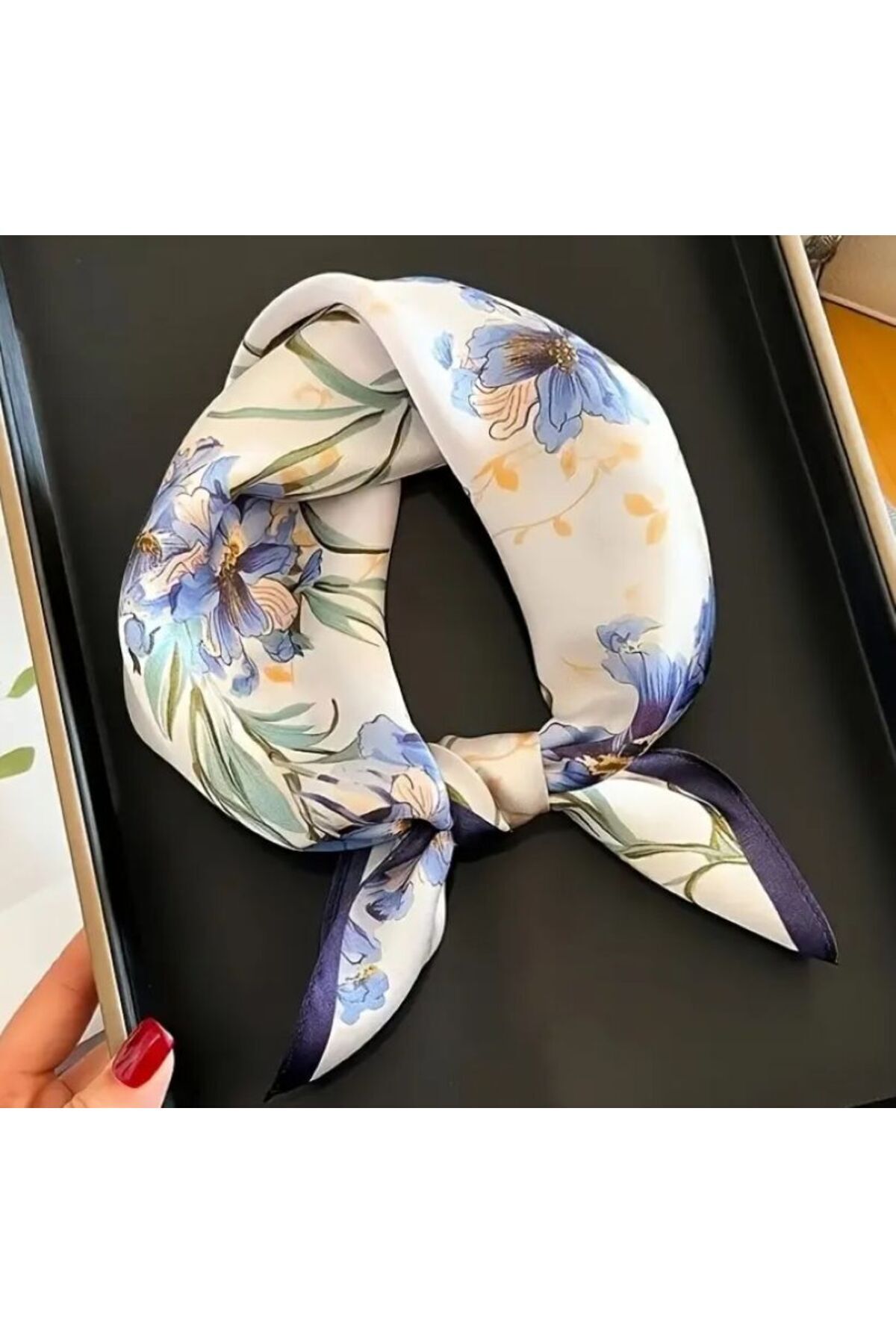 Mavi Çiçek Desenli,Güneşten Koruyan, Rüzgar Geçirmez, Çift Taraf Baskılı, Fular, Eşarp 70x70