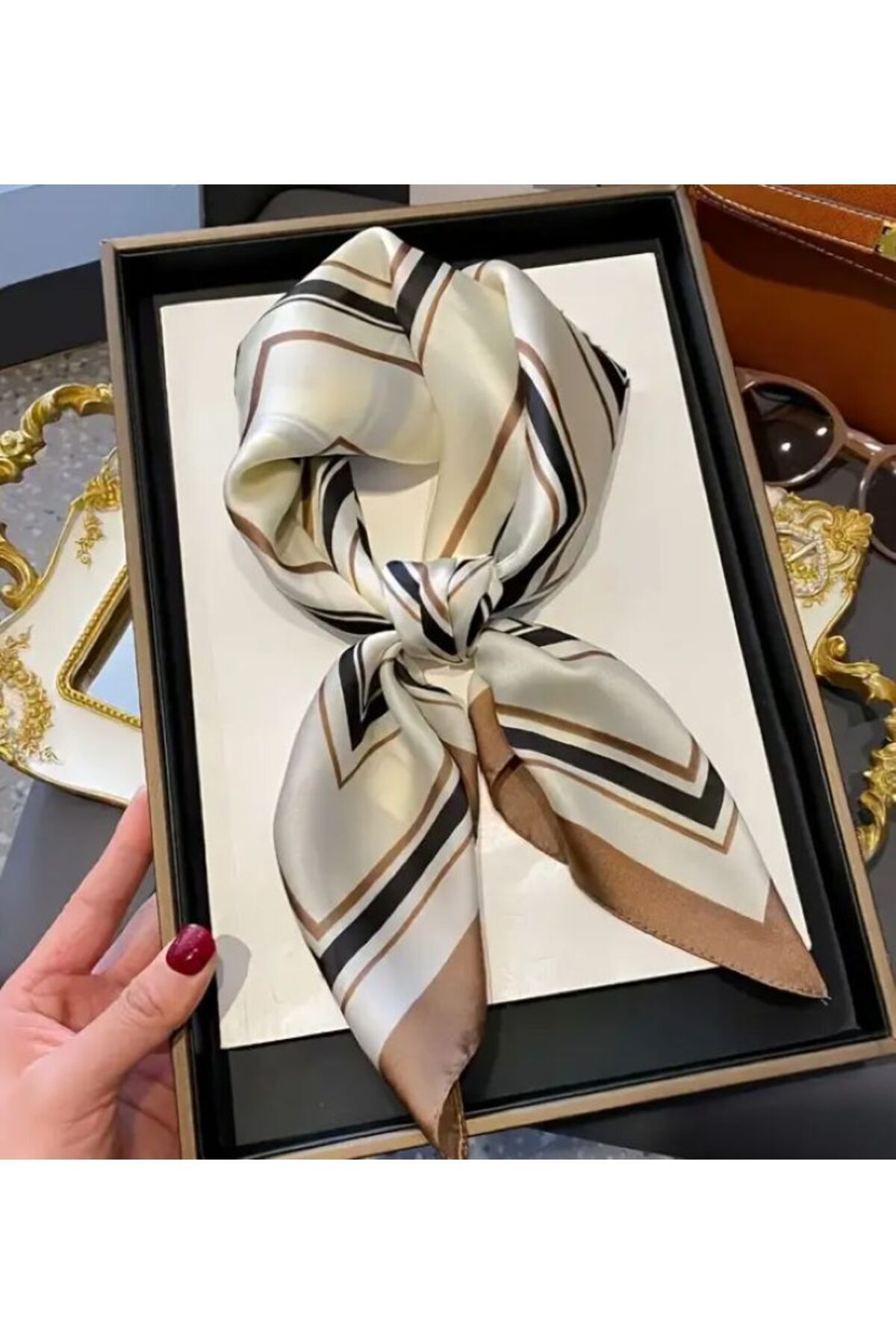 Modern, Geometrik Desenli, Güneşten Koruyan, Rüzgar Geçirmez, Çift Taraf Baskılı, Fular, Eşarp 70x70