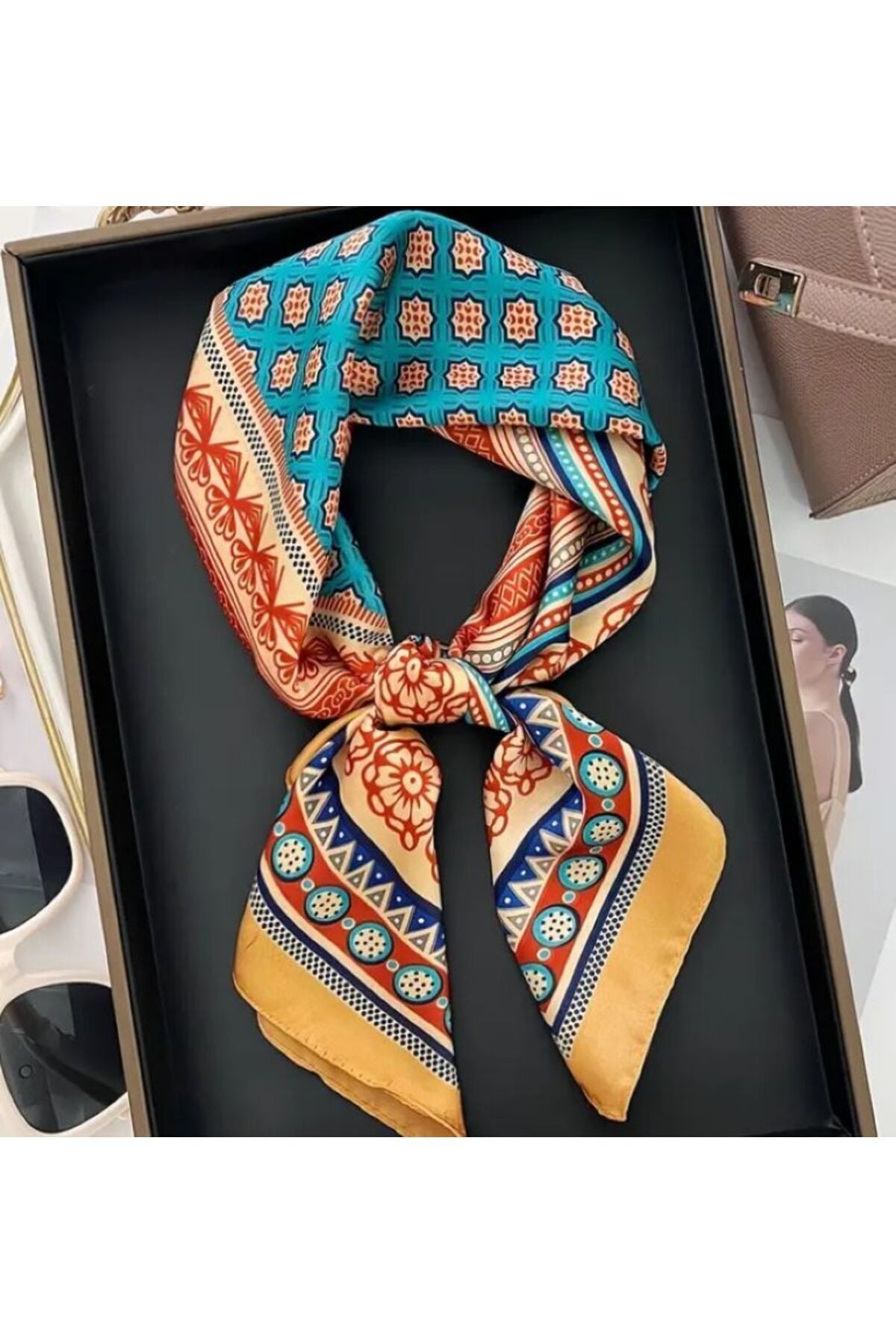 Paisley Desenli, Renkli, Güneşten Koruyan, Rüzgar Geçirmez, Çift Taraf Baskılı, Fular, Eşarp 70x70