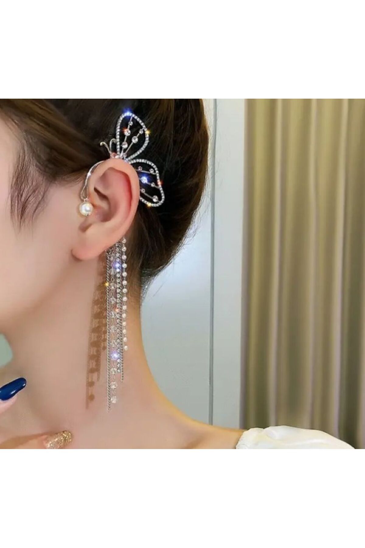 Kelebek Detaylı, Delme Gerektirmeyen, Sarkıt Küpe